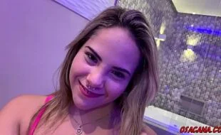 Pornozão brasileiro com a novinha cunhada no banheiro